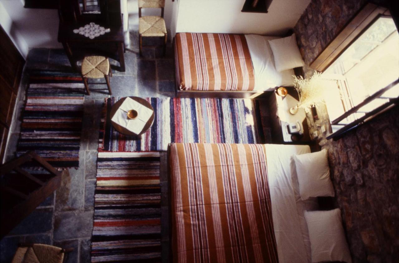 Hôtel Tsitsiris Castle à Stavríon Extérieur photo